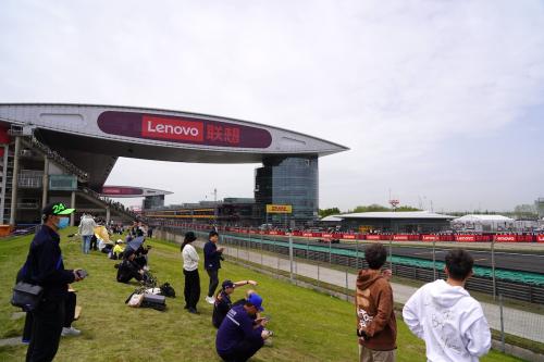 01_Friday_2024_Chinese_GP_Fanzone_F1_Destinations_5470